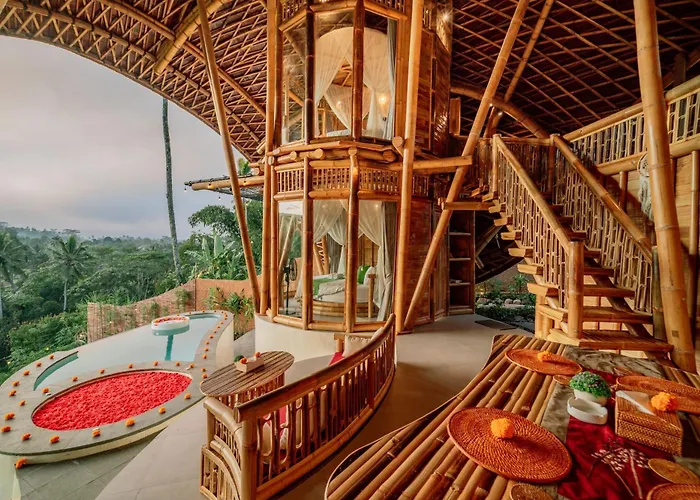 The Mundis Bali - Bamboo Retreat With Private Pool & Mount Agung View Ferienhaus