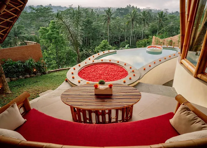 The Mundis Bali - Bamboo Retreat With Private Pool & Mount Agung View *
