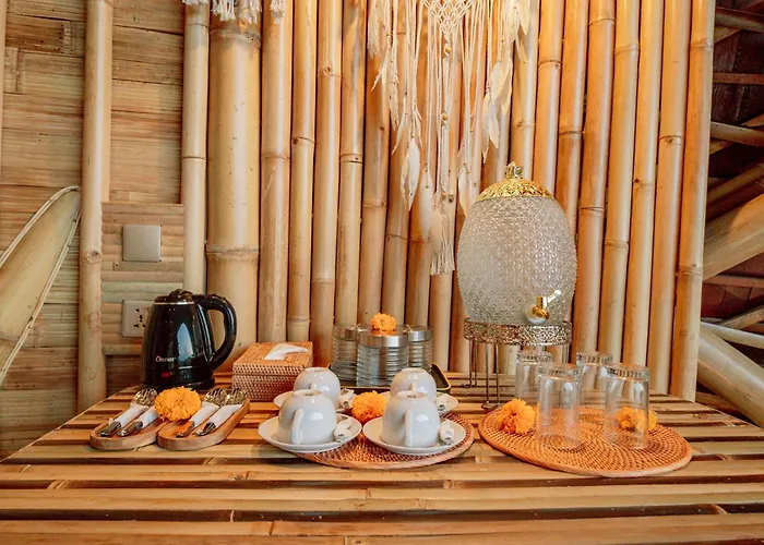 The Mundis Bali - Bamboo Retreat With Private Pool & Mount Agung View Ferienhaus Selat