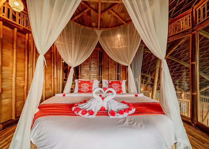 The Mundis Bali - Bamboo Retreat With Private Pool & Mount Agung View