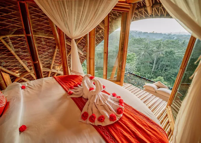 The Mundis Bali - Bamboo Retreat With Private Pool & Mount Agung View *